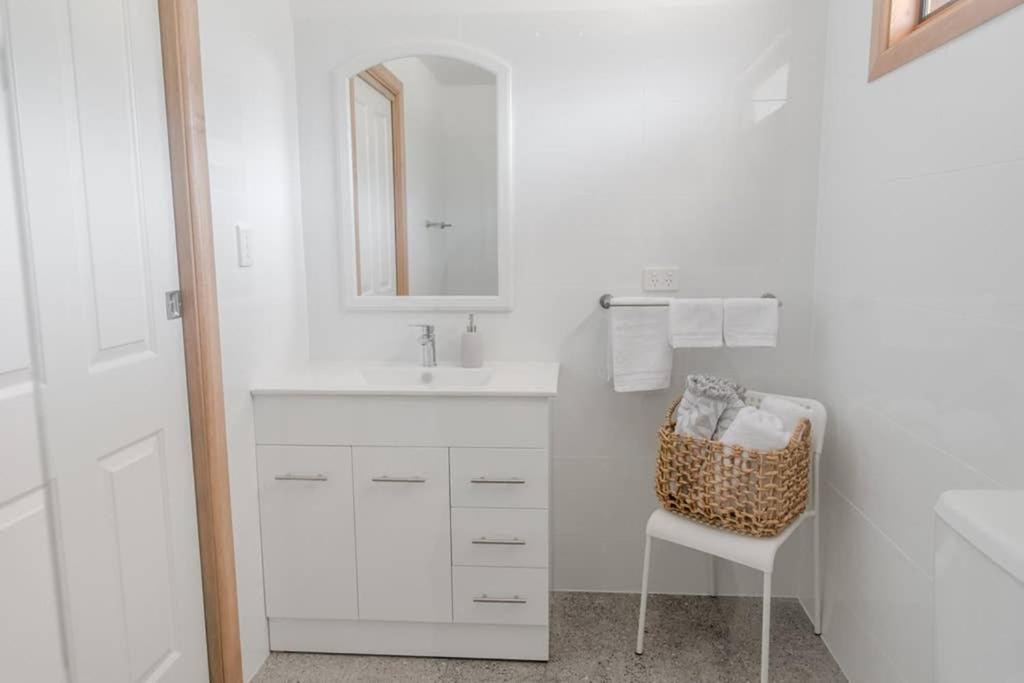 Bird In Hand Cottage, Port Noarlunga Exterior foto